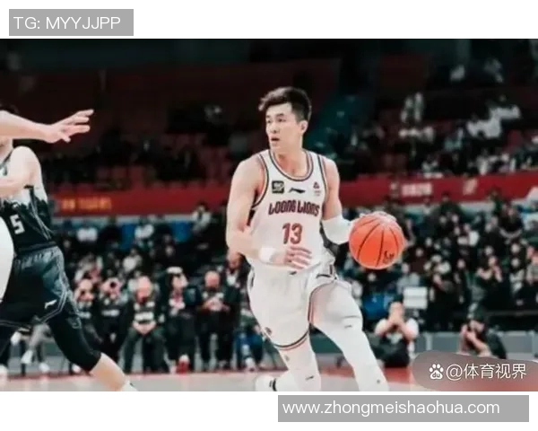 郭艾伦参与CBA足球队活动的趣事 郭艾伦参与CBA足球队活动的趣事